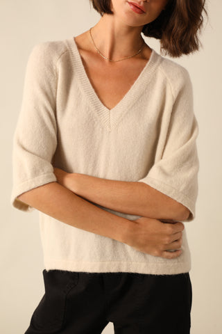 Pull col V manches courtes