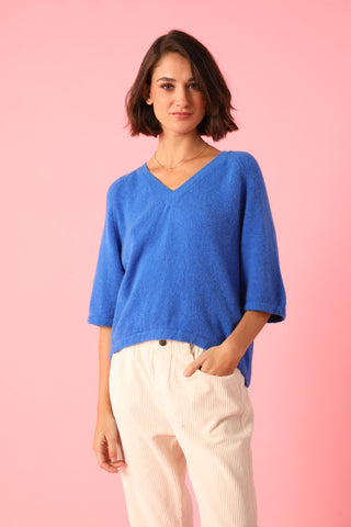 Pull col V manches courtes