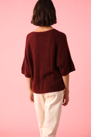 Pull col V manches courtes