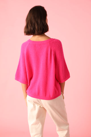 Pull col V manches courtes