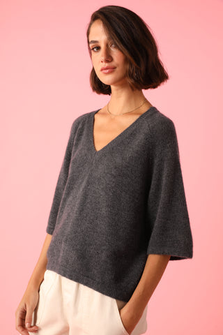 Pull col V manches courtes