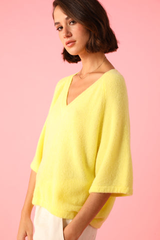 Pull col V manches courtes