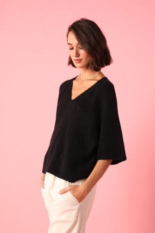 Pull col V manches courtes