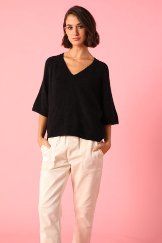 Pull col V manches courtes
