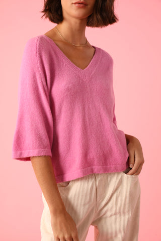 Pull col V manches courtes