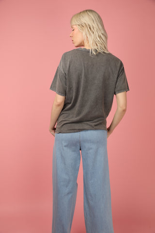 T-shirt délavé Amor col rond
