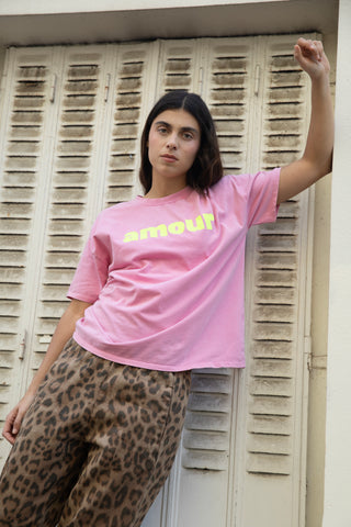 T-shirt délavé Amour col rond