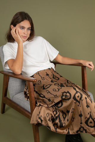 Jupe fluide satinée à motif