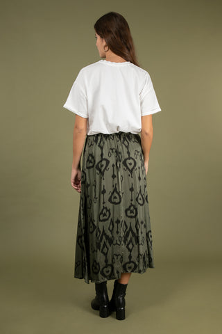 Jupe fluide satinée à motif