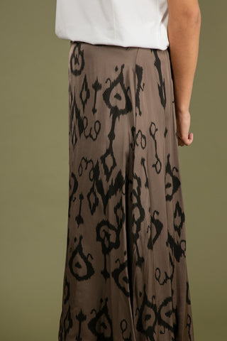 Jupe fluide satinée à motif