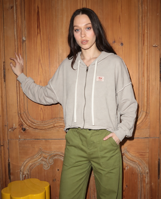 Sweatshirt délavé à capuche zippé