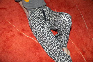 Jogging délavé imprimé léopard