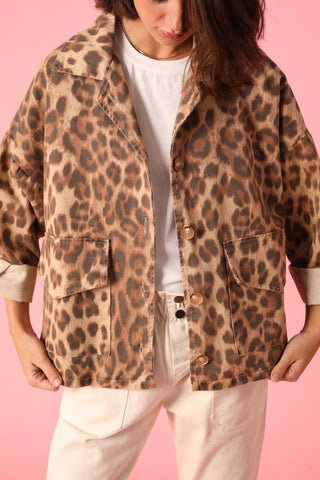 Veste imprimé léopard grandes poches