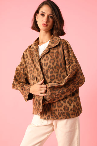 Veste imprimé léopard grandes poches