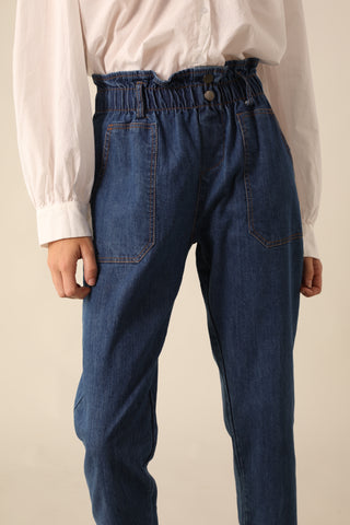 Jeans carotte taille élastiquée