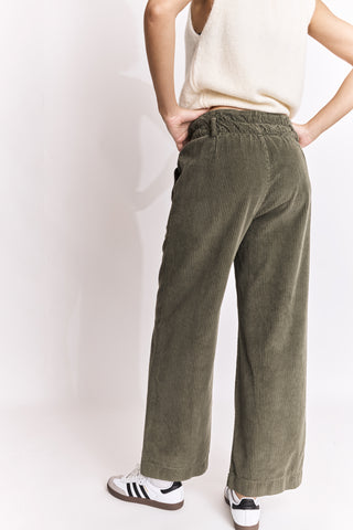 Pantalon wide leg en velours taille élastiquée