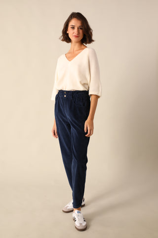 Pantalon carotte en velours taille élastiquée