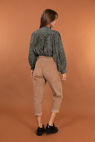 Pantalon carotte en velours taille élastiquée