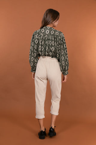 Pantalon carotte en velours taille élastiquée