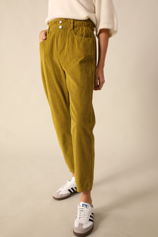 Pantalon carotte en velours taille élastiquée