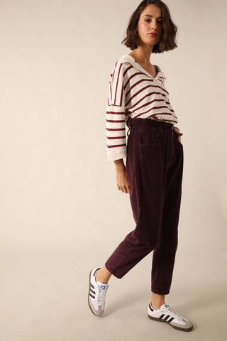 Pantalon carotte en velours taille élastiquée