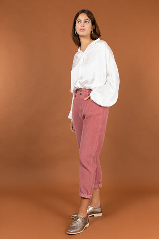 Pantalon carotte en velours taille élastiquée