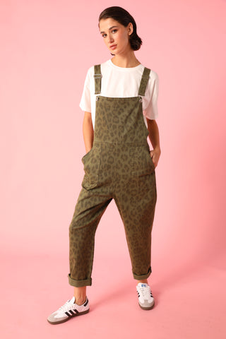Salopette imprimé léopard coupe carotte