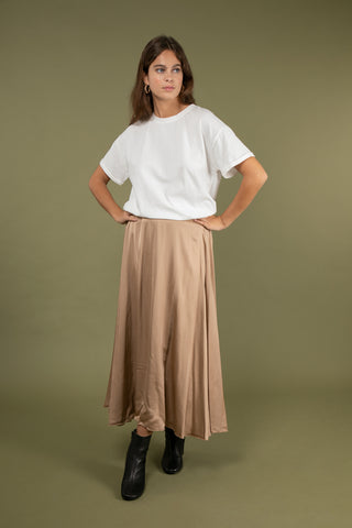 Jupe fluide en soie satinée