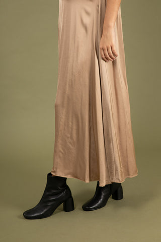 Jupe fluide en soie satinée