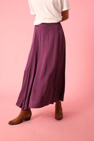 Jupe fluide en soie satinée