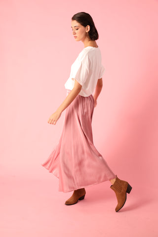 Jupe fluide en soie satinée