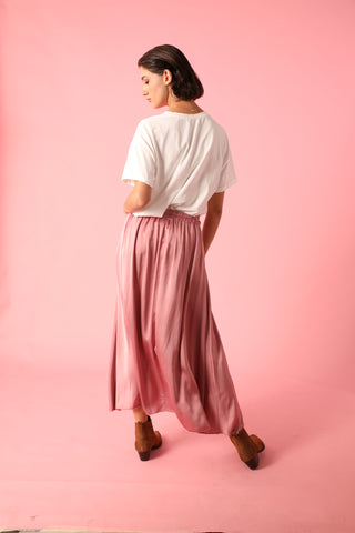 Jupe fluide en soie satinée