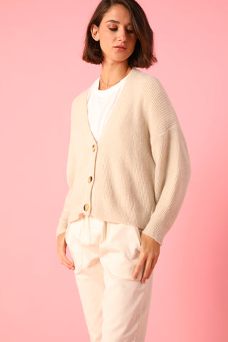 Gilet boutonné en Baby Alpaga col V