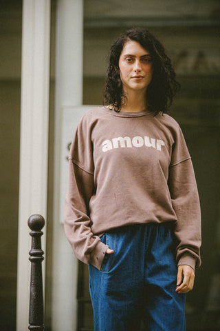 Sweatshirt délavé Amour manches longues