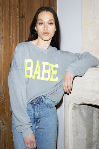 Sweatshirt délavé Babe manches longues