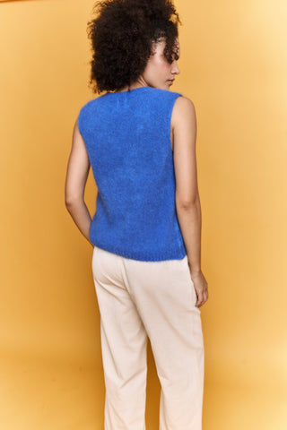 Pull col V sans manche en Kid Mohair