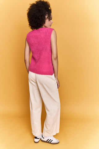 Pull col V sans manche en Kid Mohair