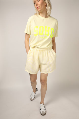 Short fluide rayé