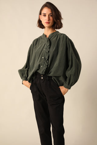 Chemise à volant en velours fin