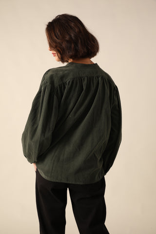 Chemise à volant en velours fin