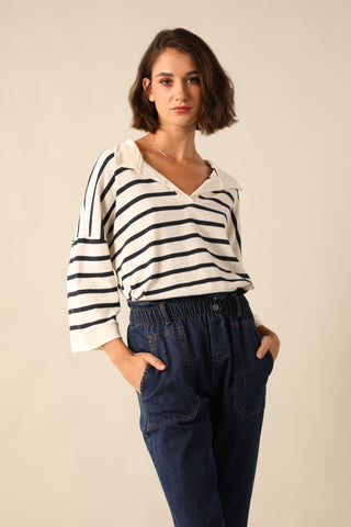 Pull marinière à encolure ouverte